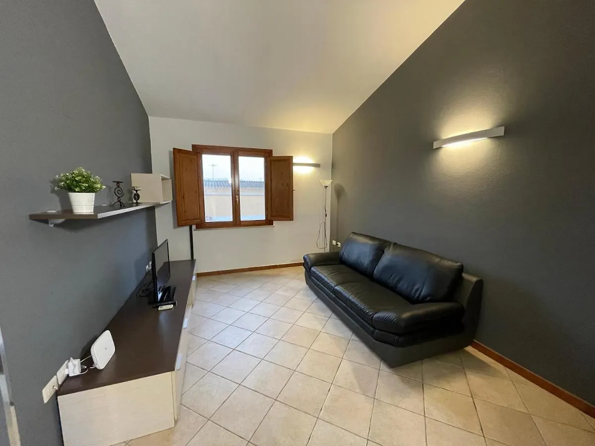 Pauli'S Holiday House Monserrato Appartement
