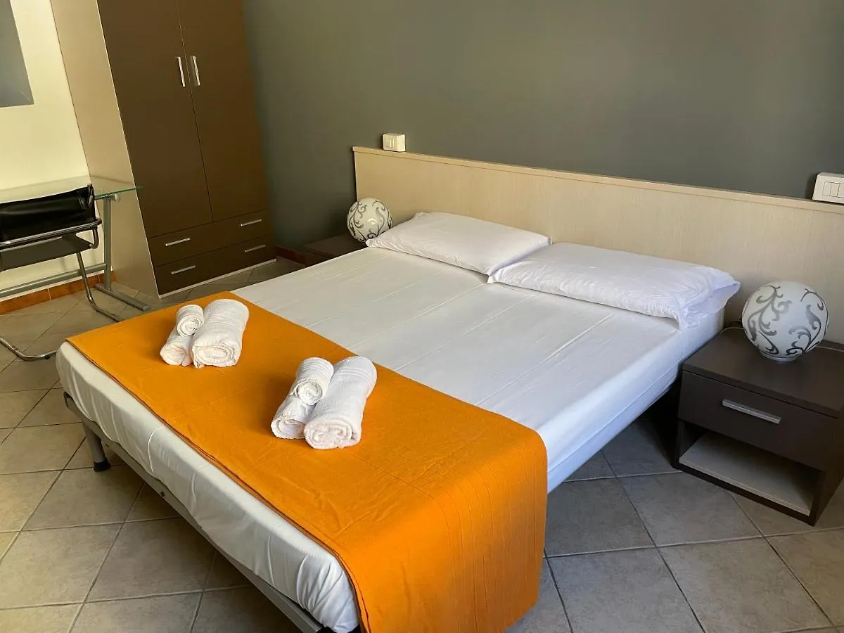 Pauli'S Holiday House Apartment Monserrato Italy