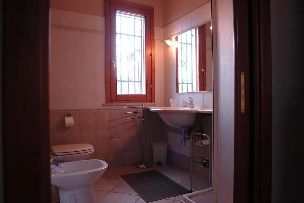 Pauli'S Holiday House Apartment Monserrato 0*,